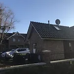 Haus Am Dorfteich A E-laden Möglich