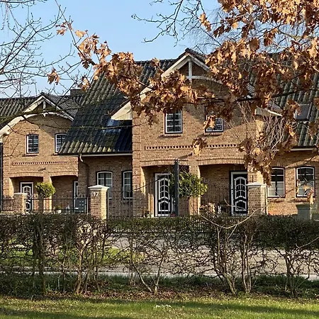 Haus Am Dorfteich A E-laden Moeglich Dom wakacyjny