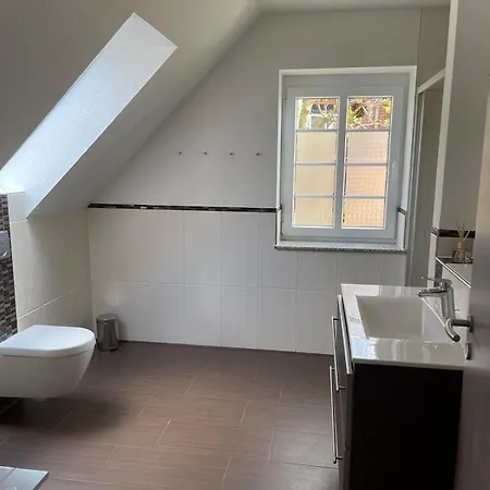 Haus Am Dorfteich A E-laden Moeglich Фемарн