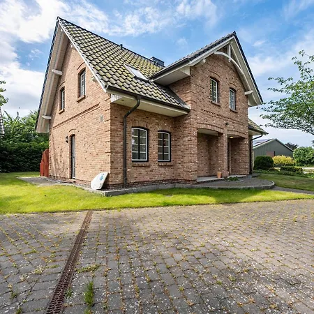 Haus Am Dorfteich A E-laden Moeglich Prázdninový dům Fehmarn