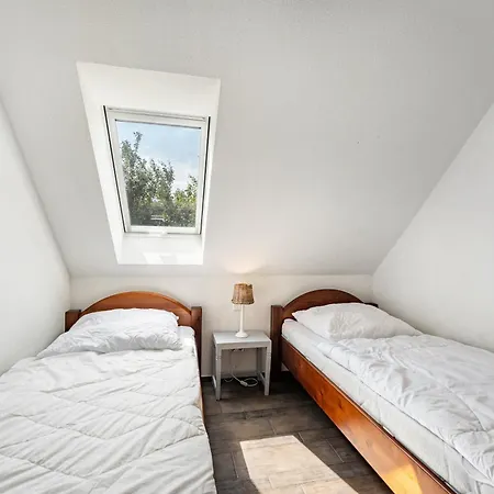 Haus Am Dorfteich A E-laden Moeglich *