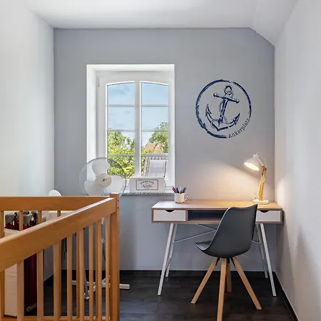 Haus Am Dorfteich A E-laden Moeglich Fehmarn