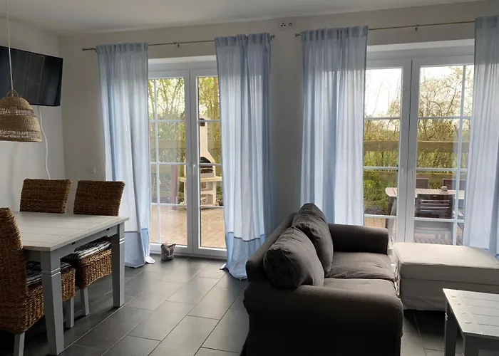 Haus Am Dorfteich A E-laden Moeglich * Fehmarn